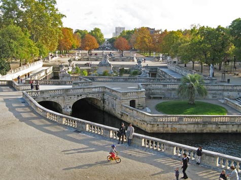 Maps of Nimes France and Region